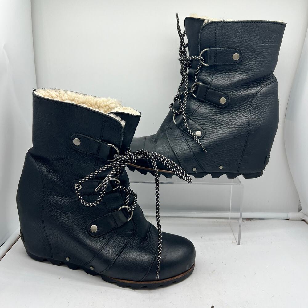 Sorel Boots Womens 10 Black Joan of Artic Wedge Lace Up Faux Fur Lined NL2703